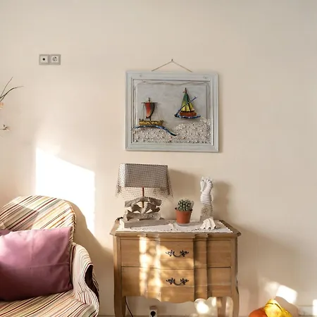 Apartment Nontas Homes 31 *